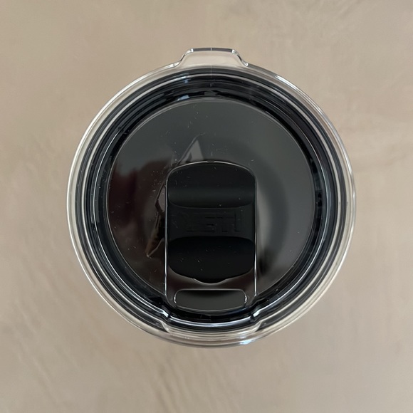 Yeti Rambler 30 oz Tumbler in Ice Pink with MagSlider Lid - Picture 4 of 8